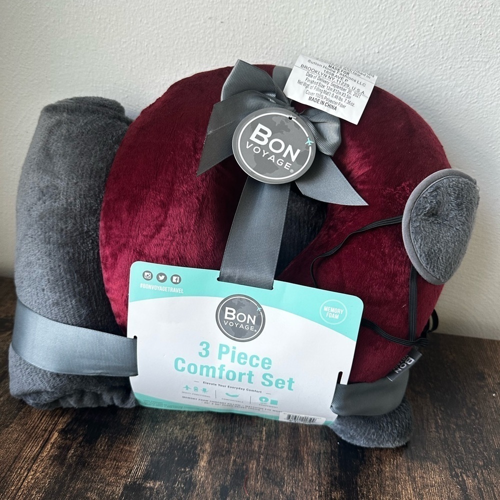 Bon Voyage 3 Piece Travel Comfort Systems NWT